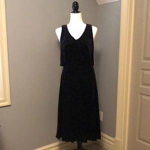 Halston Heritage Black Velvet Dress - Size 4 - new w/tags.